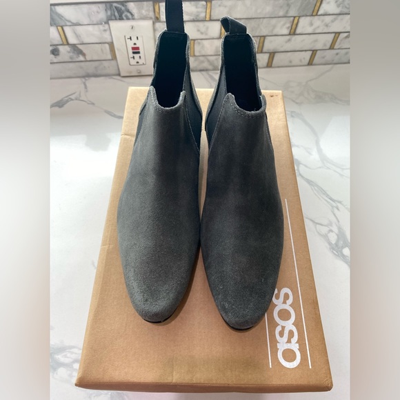ASOS BISHOP CHELSEA SUEDE BOOTS - Picture 3 of 5